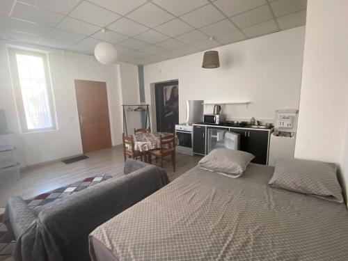 Photo de la galerie de l'établissement Studio centre-ville, à Digne-Les-Bains