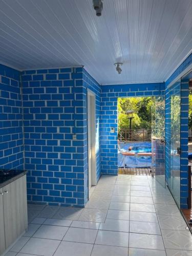 Bazén v ubytování Casa próximo parque de eventos com piscina aquecida na temporada nebo v jeho okolí