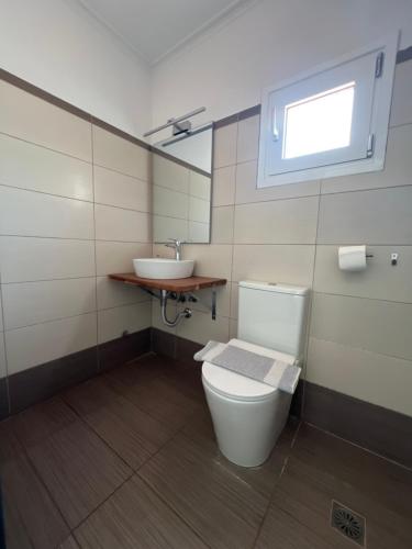 Gallery image of Central Guest House Skiathos in Skiathos Town
