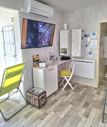 Studio " La Plage " avec parking privé gratuit et CLIM