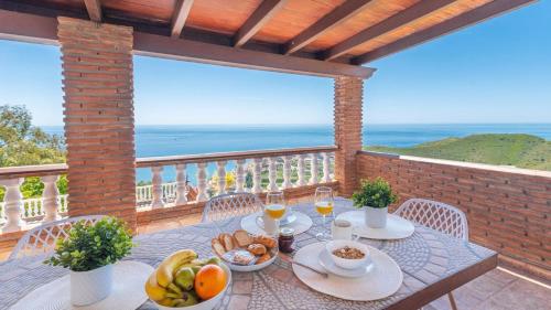 Villa Vistas Nerja by Ruralidays