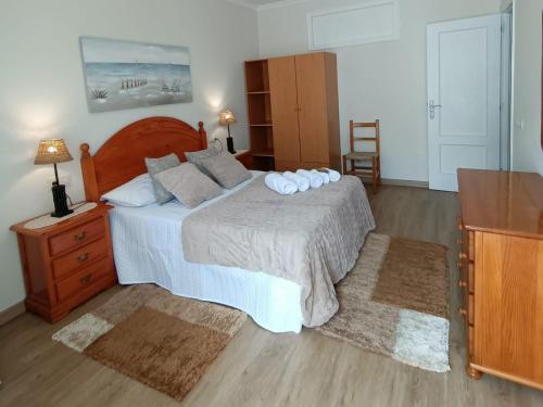 Posteľ alebo postele v izbe v ubytovaní Apartamento Tranquilo Zona Paseo de Lordelo - WIFI - Mascotas