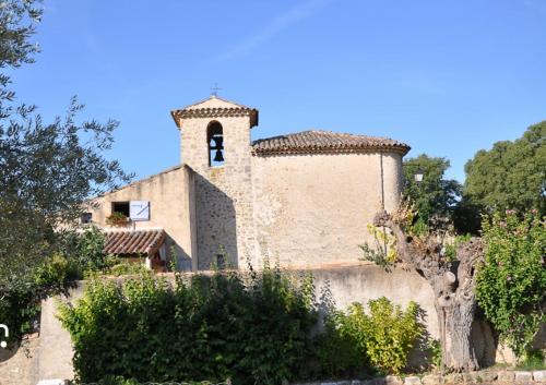 Charming 17th-century presbytery