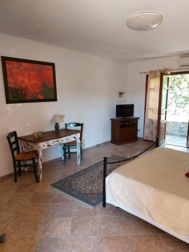Gallery image of Casolare il Salice in Nibbiaia