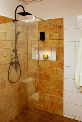 Un baño de Vadvirágos