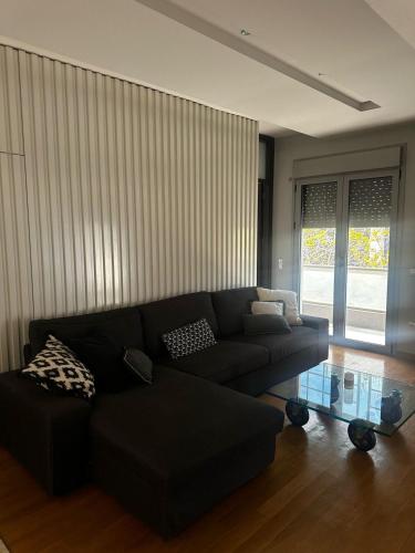 Spacious stylish flat at acropolis area