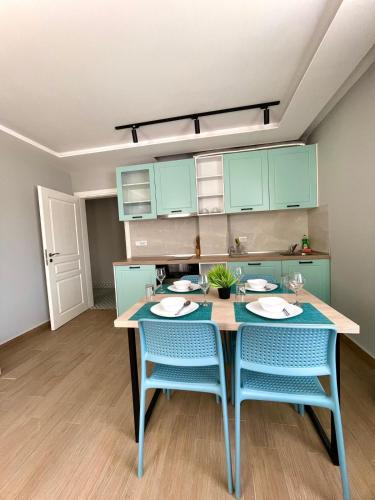 Η κουζίνα ή μικρή κουζίνα στο Costa Azzurra Apartments