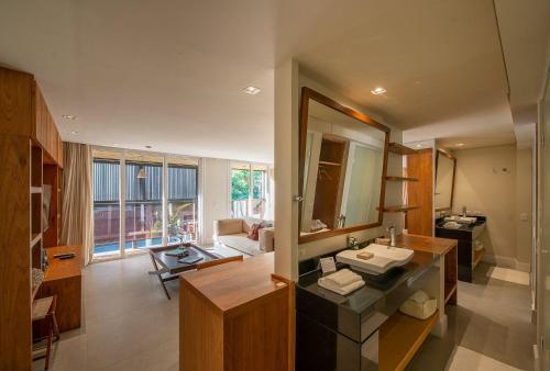 Gambar di galeri bagi Hotel Spa Nau Royal di Camburi