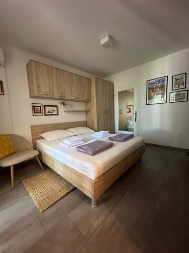Postel nebo postele na pokoji v ubytování Studio apartman Štefanija