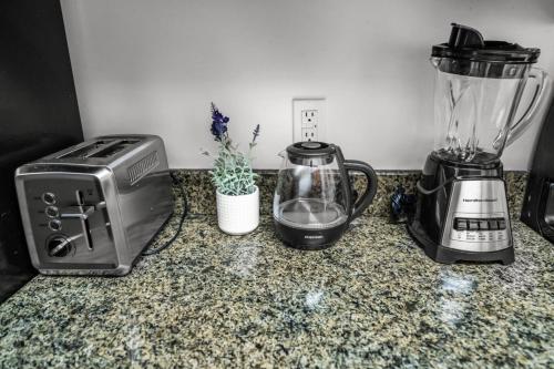 Enjoy Brickell Living 2 BR Retreat With Free Parking photo 16