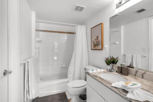 Enjoy Brickell Living 2 BR Retreat With Free Parking photo 21
