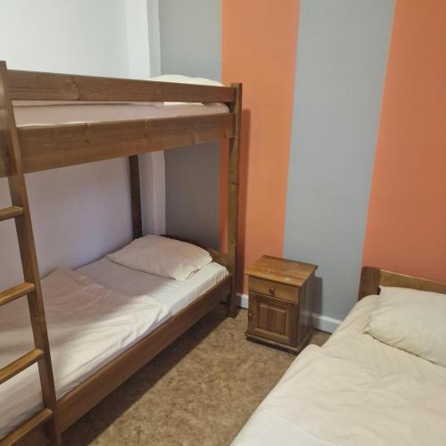 Katil atau katil-katil dalam bilik di Hostel J17