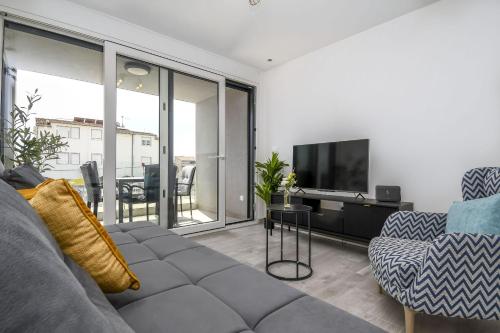 Apartments Kastel L