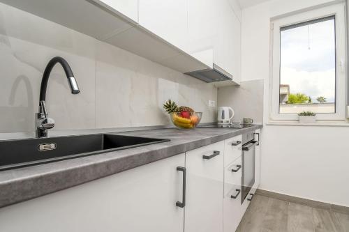 Apartments Castel L