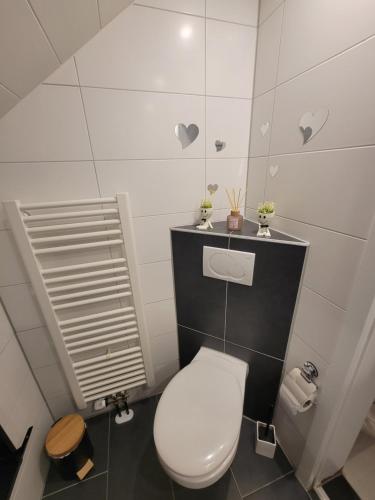 Ένα μπάνιο στο Ferienwohnung Esen OG