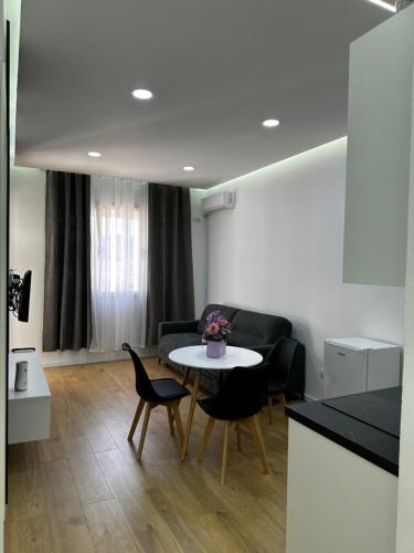 Imagen de la galería de Blue opal apartament, en Kashari