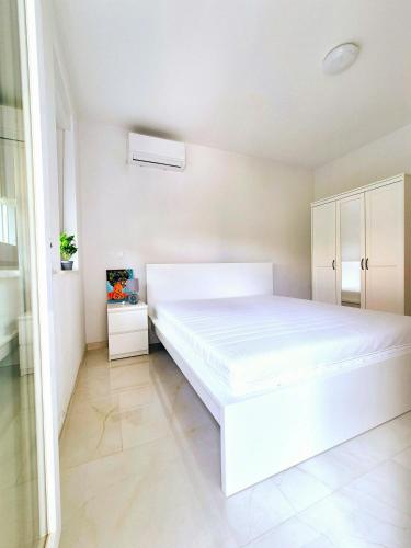 Vila Angelina, 4 zvijezdice, studio apartmani sa odvojenom spavacom sobom