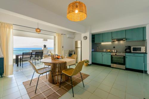 Agali 2 maizonette front of the sea