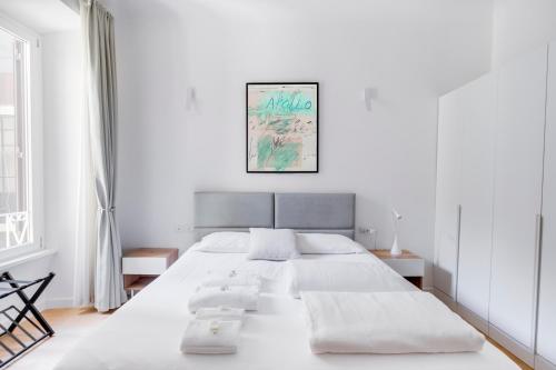 Charming Vatican Apartment with Balcony 6B