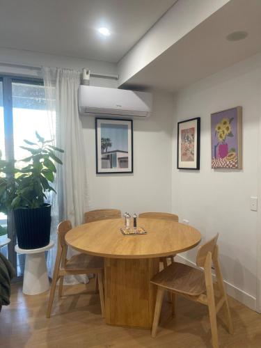Gambar di galeri bagi Dreamy Modern Oasis in the City di Wollongong