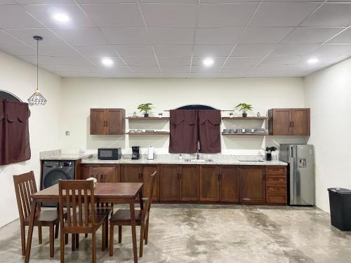 Η κουζίνα ή μικρή κουζίνα στο Tres Cielos Cabañas