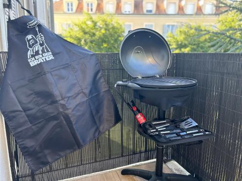 Once Upon A Time - 7min From DisneyLand - Free Private Parking - Self checkIn - Balcony - Barbecue