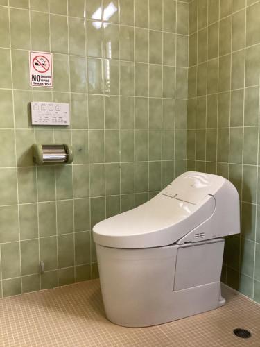 Un baño de Via Tsuru鶴苑1 minute from the station!