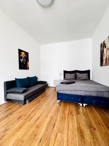 Chic Studio Retreat Near Augarten Park