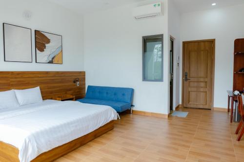 Postel nebo postele na pokoji v ubytování Gemstone Villa Măng Đen