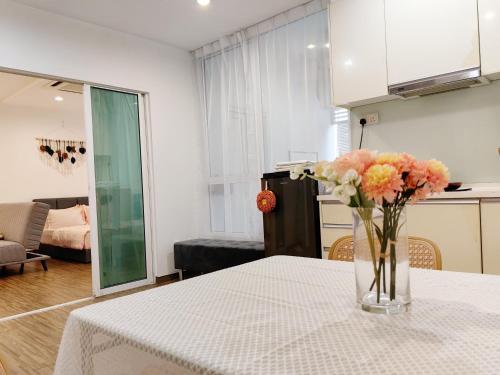 Una cocina o zona de cocina en Setapak Central KL - Zetapark Zen Suites
