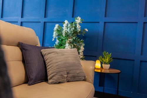 Ruang duduk di Regent Street Hideaway