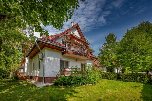 Király Családi Apartman- Royal Family Apartment #Freegarage