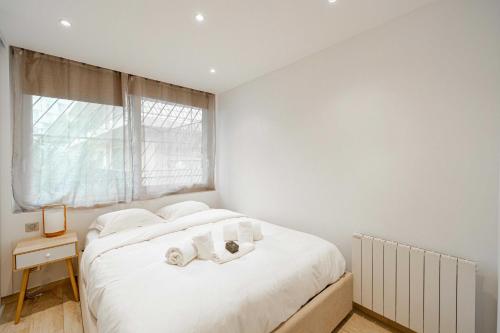 Renovated apt with Parking & Terrace - Palm Beach
