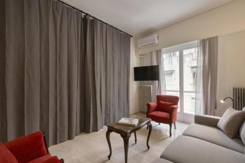 Classic Elegance in Ilisia