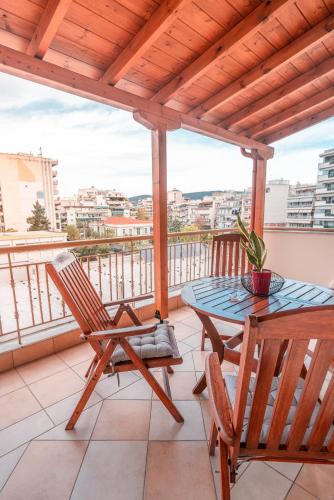 Casa Diez-Boho Chic Style Apartment by BiNoBi!