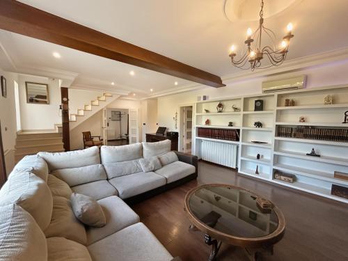 Foto Villa para 6 personas en Alicante - Cerca Aeropuerto y Playa Arenales -Palmsdreams 1