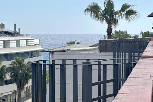 LETS HOLIDAYS Big terrace and bbq apartment