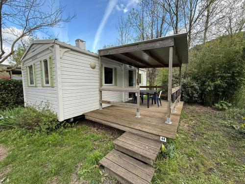 Κήπος έξω από το Camping Le Clocher de Neyran