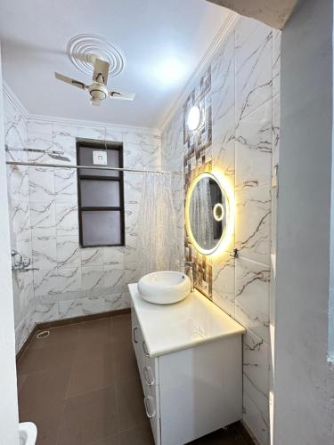 Et badeværelse på Home Dwarka express way