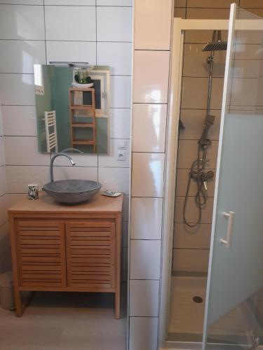 Bilik mandi di Chez Simone