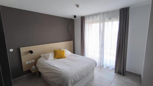 Garoupe T3 Bloom Le Spot