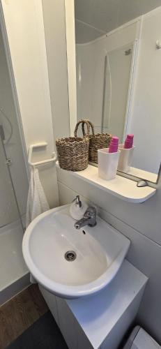 Ванная комната в Vomer Beachside Unit