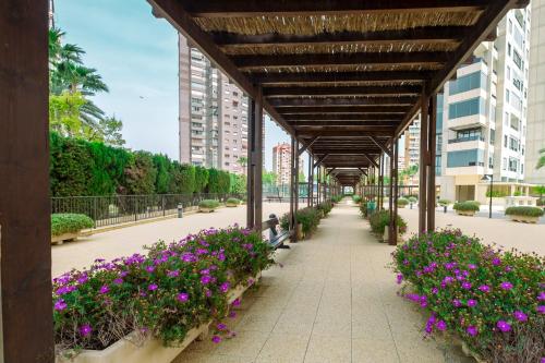 Modern Apartment Biggest Pool in Benidorm
