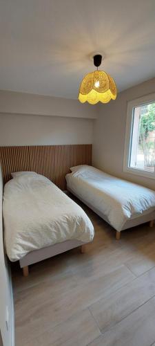Cozy apartment for 4 people, beach 100m away