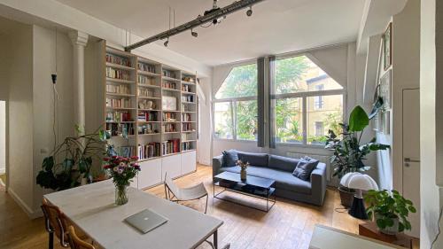 Quiet and bright loft