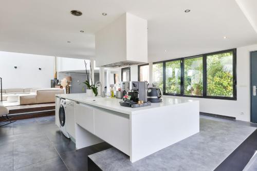 Photo de la galerie de l'établissement GuestReady - Spacious and charming loft near Paris, à Cachan