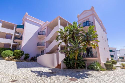 Central, bem equipado e confortável a passos da Praia da Luz