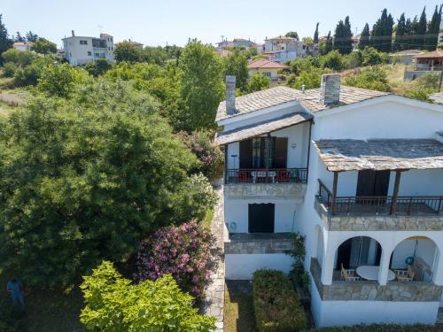 Imagen de la galería de Possidi Pool Nest by Booking Kottas, en Kassandria