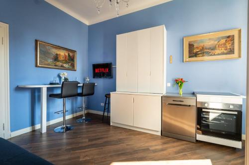 Duomo-Linate Airport - Design Apartment with Wi-Fi