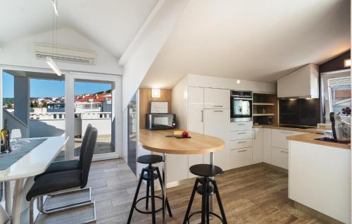 Nice Apartment In Hvar With Wifi